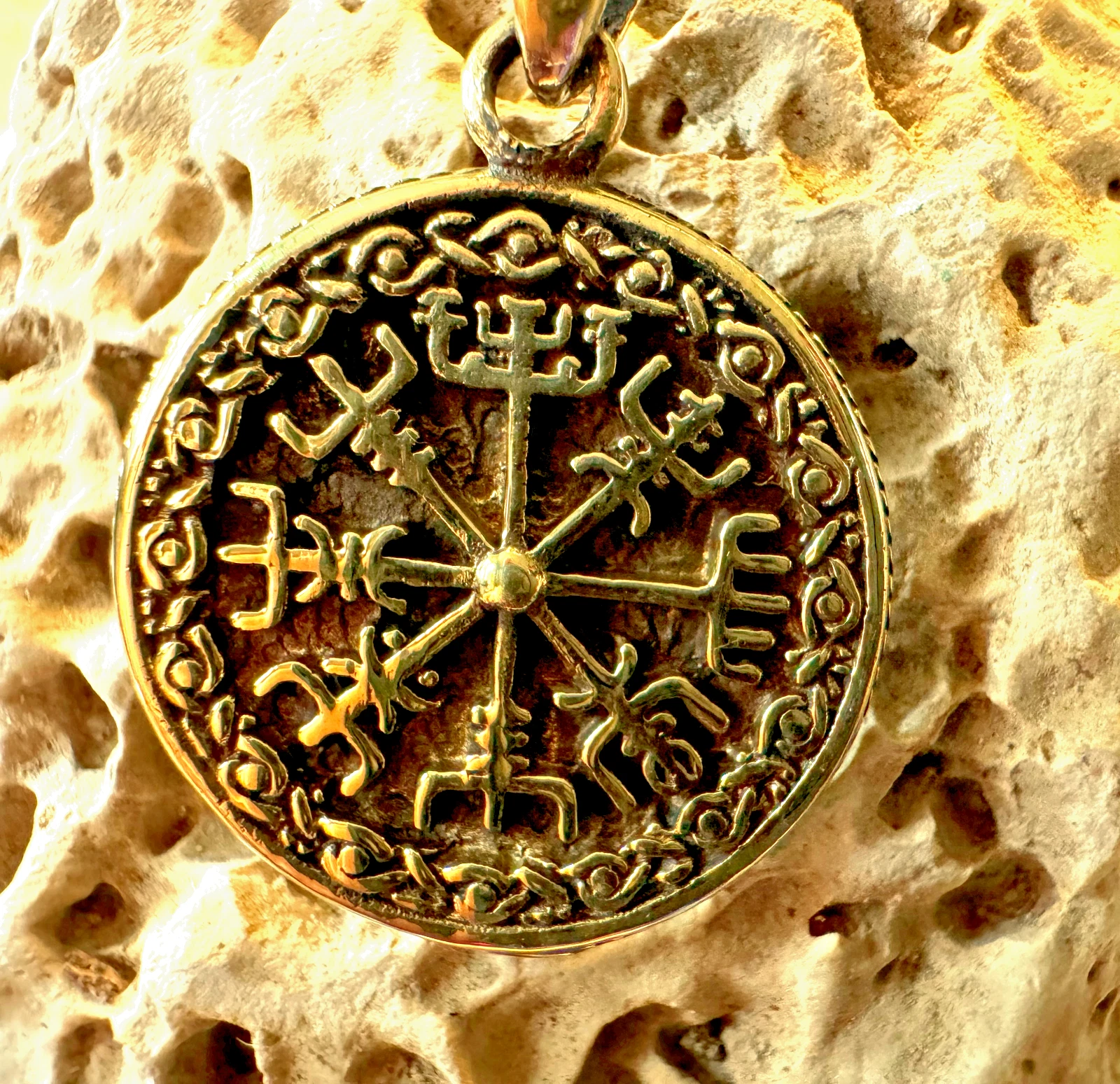 Wikinger Kompass Vegvisir - Schutzamulett und Wegweiser als Zopfmuster in Bronze – Bild 6